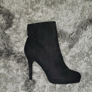 Apt 9 comfort defined ankle boots size 10
